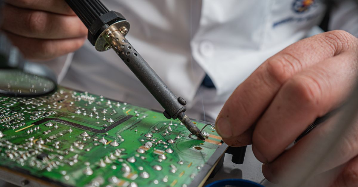 ASIC miner hardware repair and maintenance