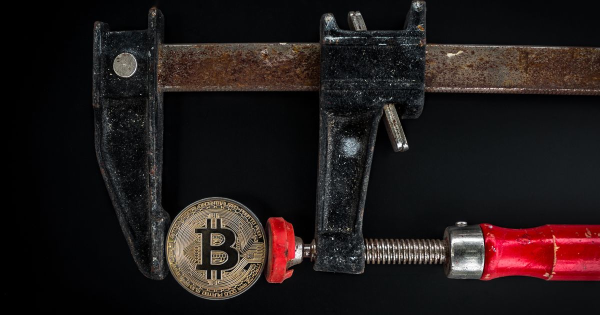 Bitcoin cold wallet security - hardware wallet protection and enterprise custody