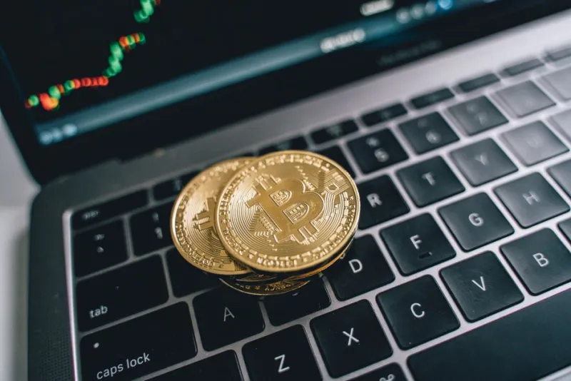 ASIC Hosting vs Managed Mining: Which Model Is Right for You? [2026]