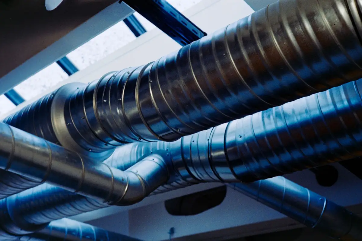 Free cooling adiabatic system for data center in hot climate